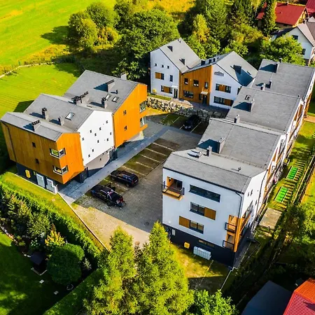 Ptasie Nowosc Z Widokiem Na Gory