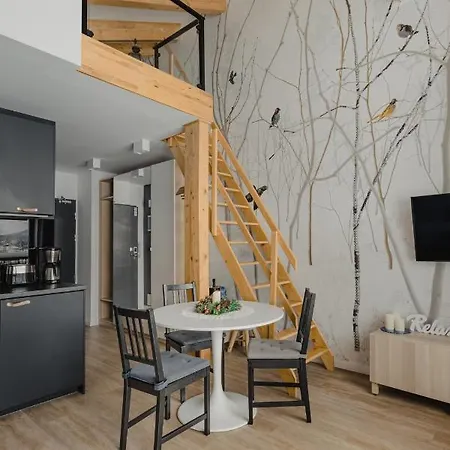 Ptasie Nowosc Z Widokiem Na Gory Szczyrk