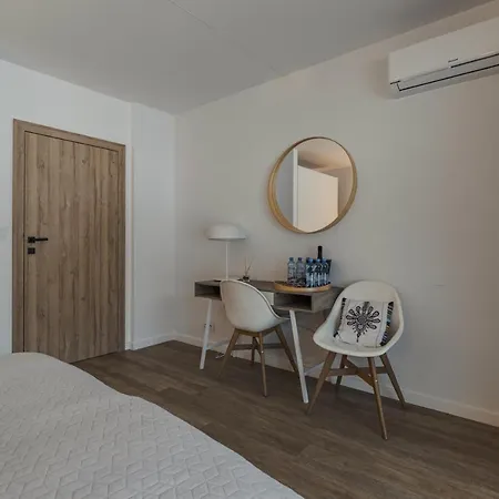 Ptasie Nowosc Z Widokiem Na Gory