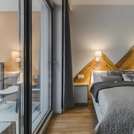 Ptasie Nowosc Z Widokiem Na Gory * شتوروك