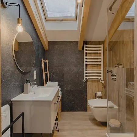 شقة Ptasie Nowosc Z Widokiem Na Gory شتوروك