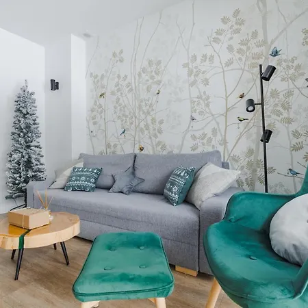 Ptasie Nowosc Z Widokiem Na Gory * شتوروك