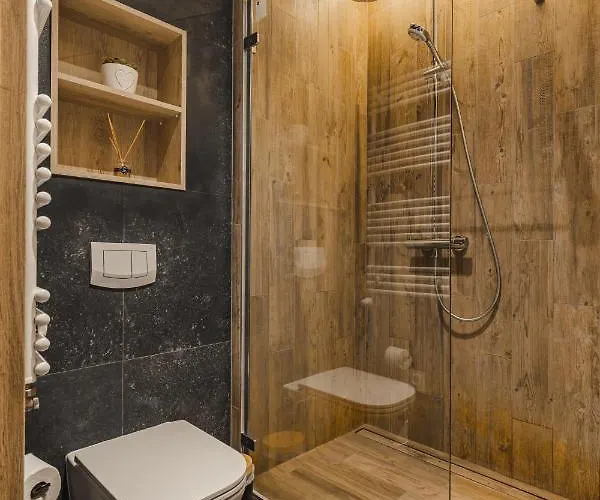 Ptasie Nowosc Z Widokiem Na Gory דירה שצ'צ'ירק