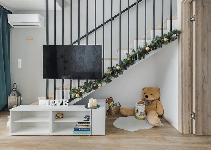 Ptasie Nowosc Z Widokiem Na Gory